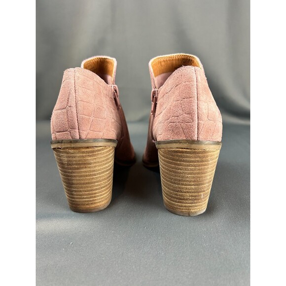 Lucky Brand Pink Embossed Suede Leather Booties Shoes 7M NEW - Picture 4 of 15
